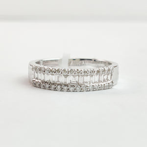 
                  
                    0.61 Carat Natural Diamonds Ring In 14k White Gold
                  
                