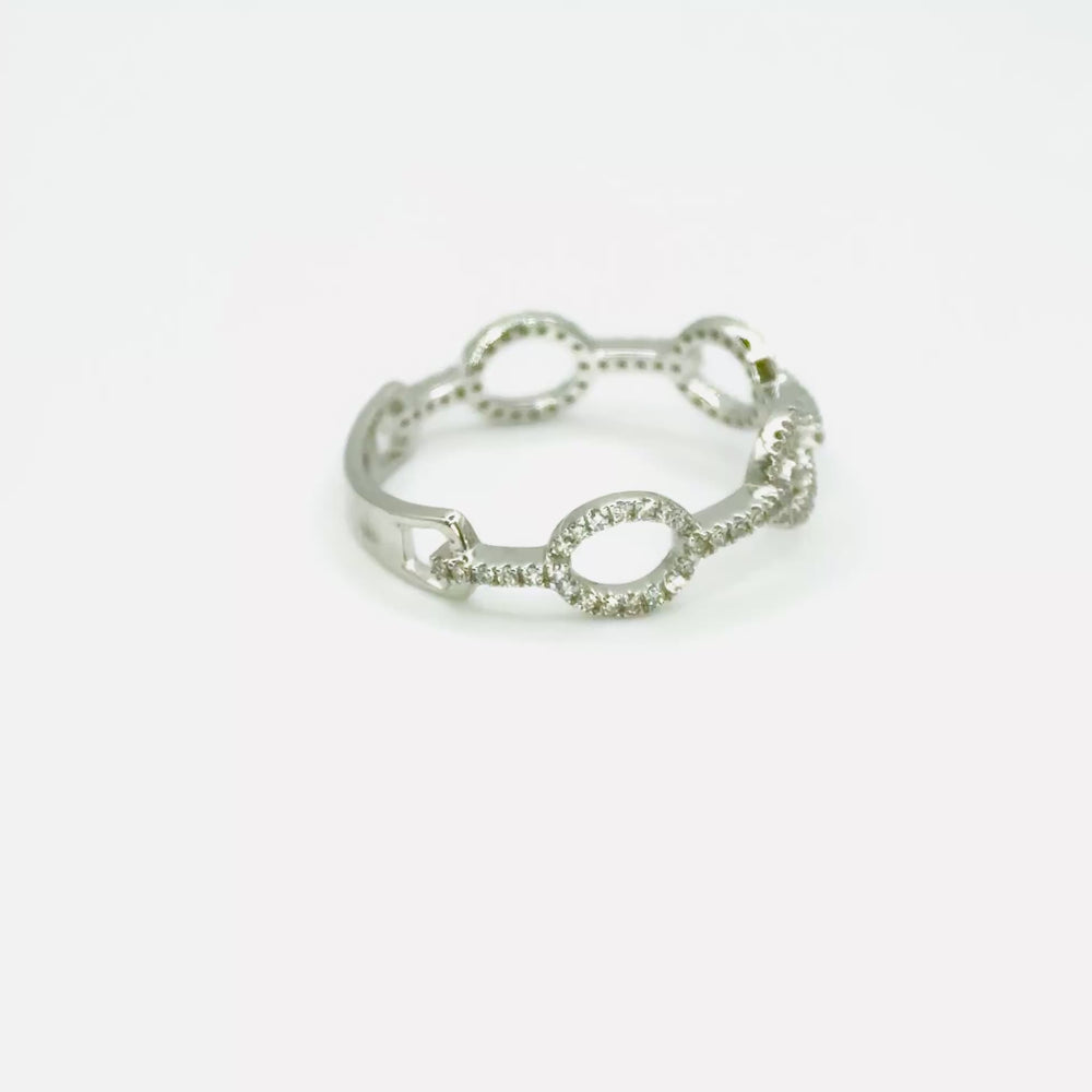 
                  
                    Load and play video in Gallery viewer, 0.20ct Natural Diamond Pave Chain Link Ring in 14k White Gold
                  
                