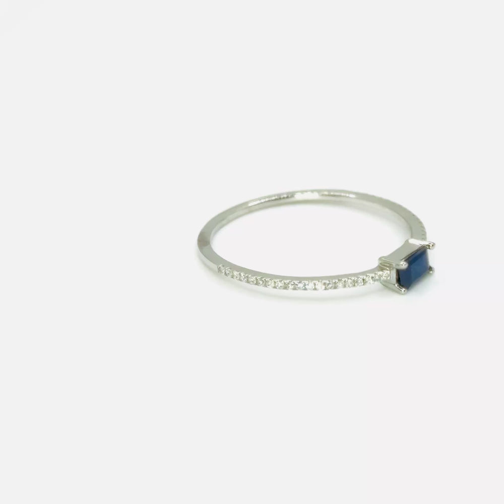 
                  
                    Load and play video in Gallery viewer, 0.20ct Natural Blue Sapphire &amp;amp; Diamond Pave Ring in 14k White Gold
                  
                